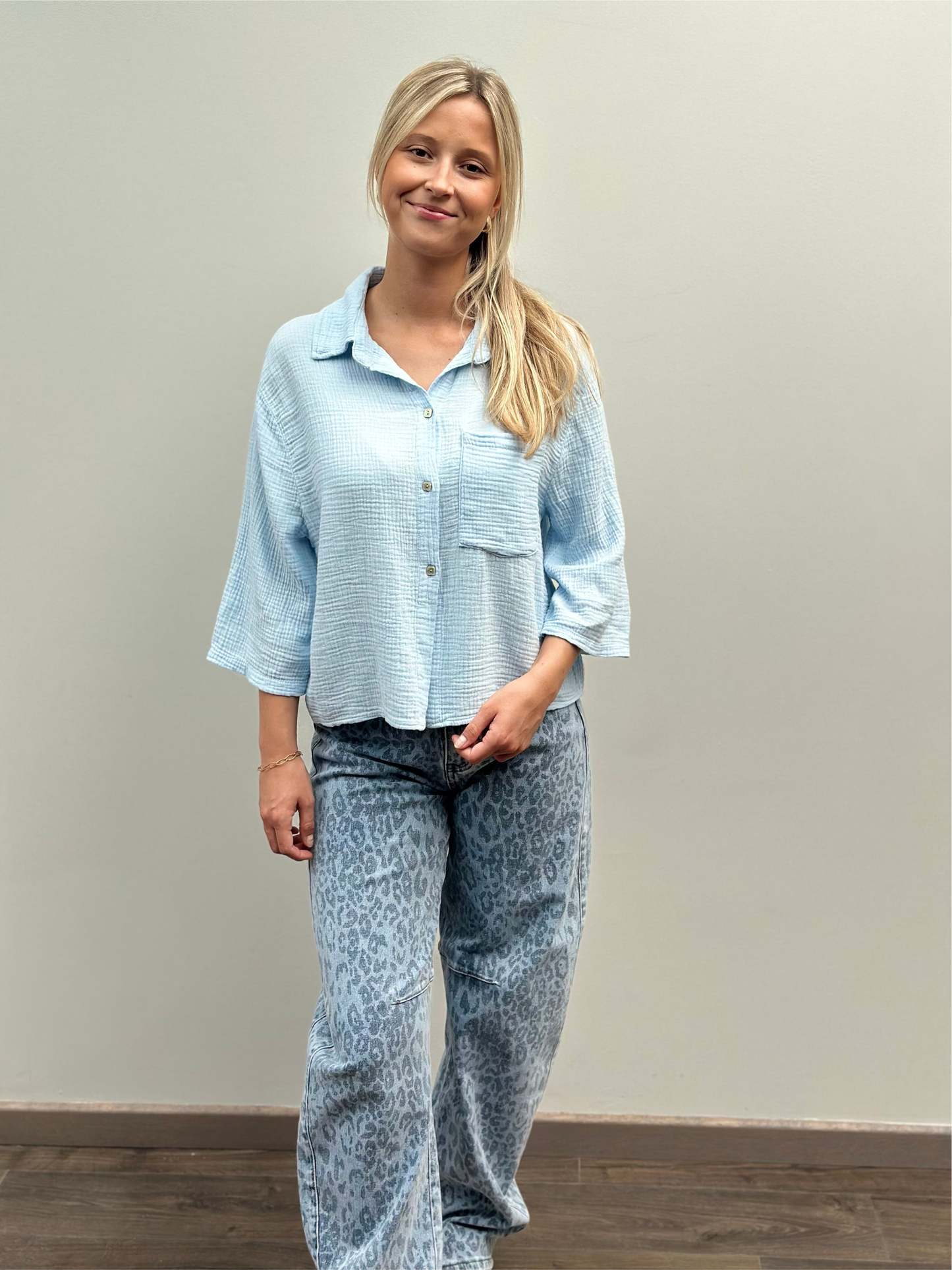 June Blouse | Lichtblauw