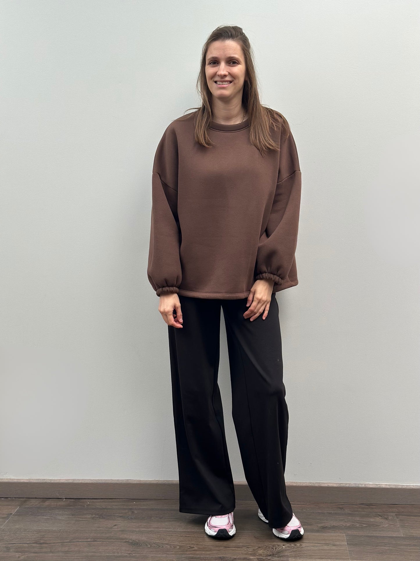 Salut Sweater | Bruin