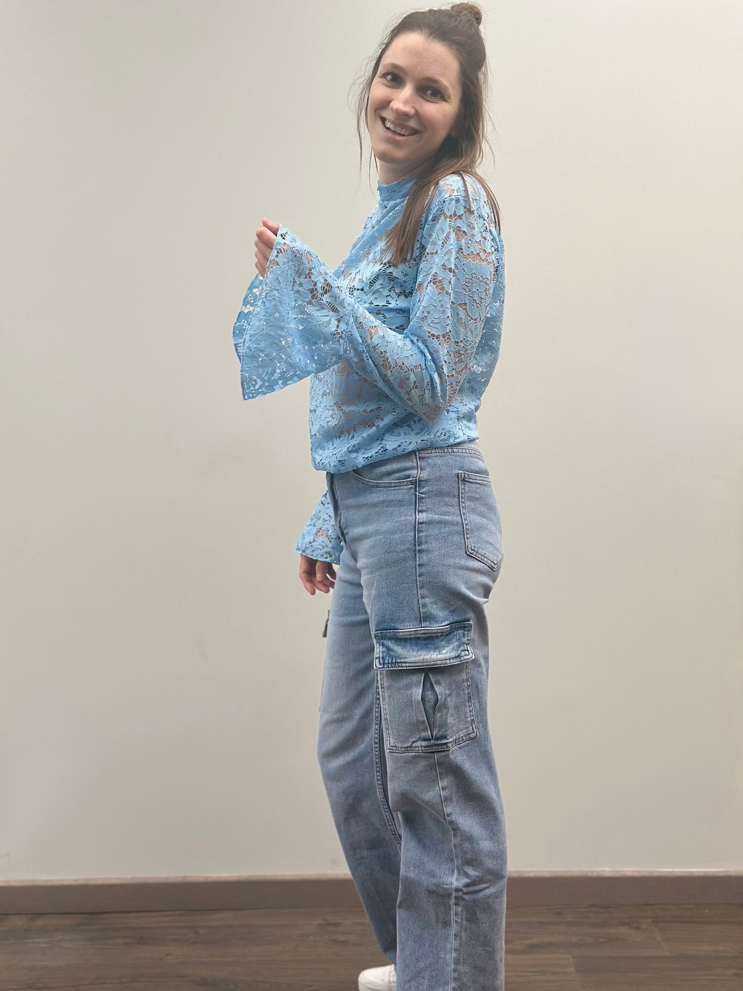Lace t-shirt | Lichtblauw