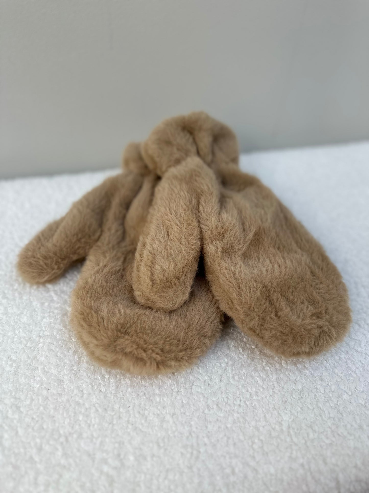 Wanten fluffy beige