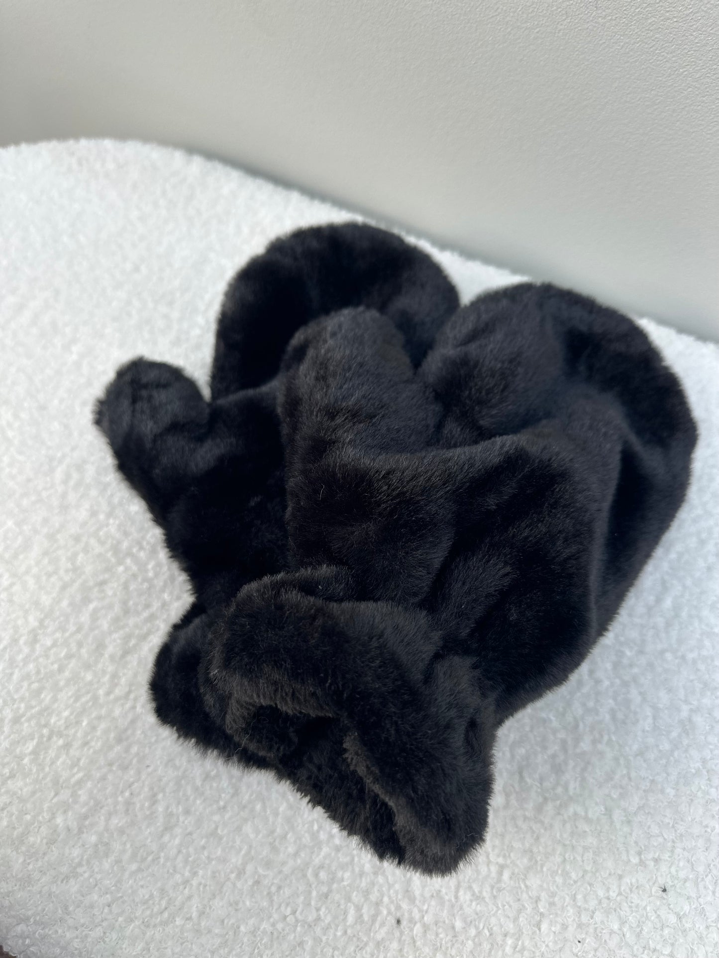 Wanten fluffy zwart