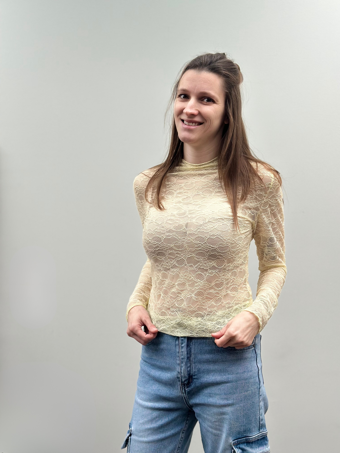 Amy lace t-shirt | Geel