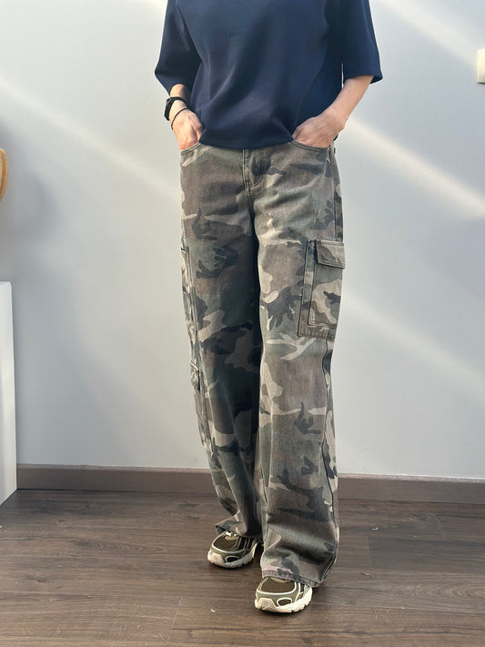 Camouflage Jeans